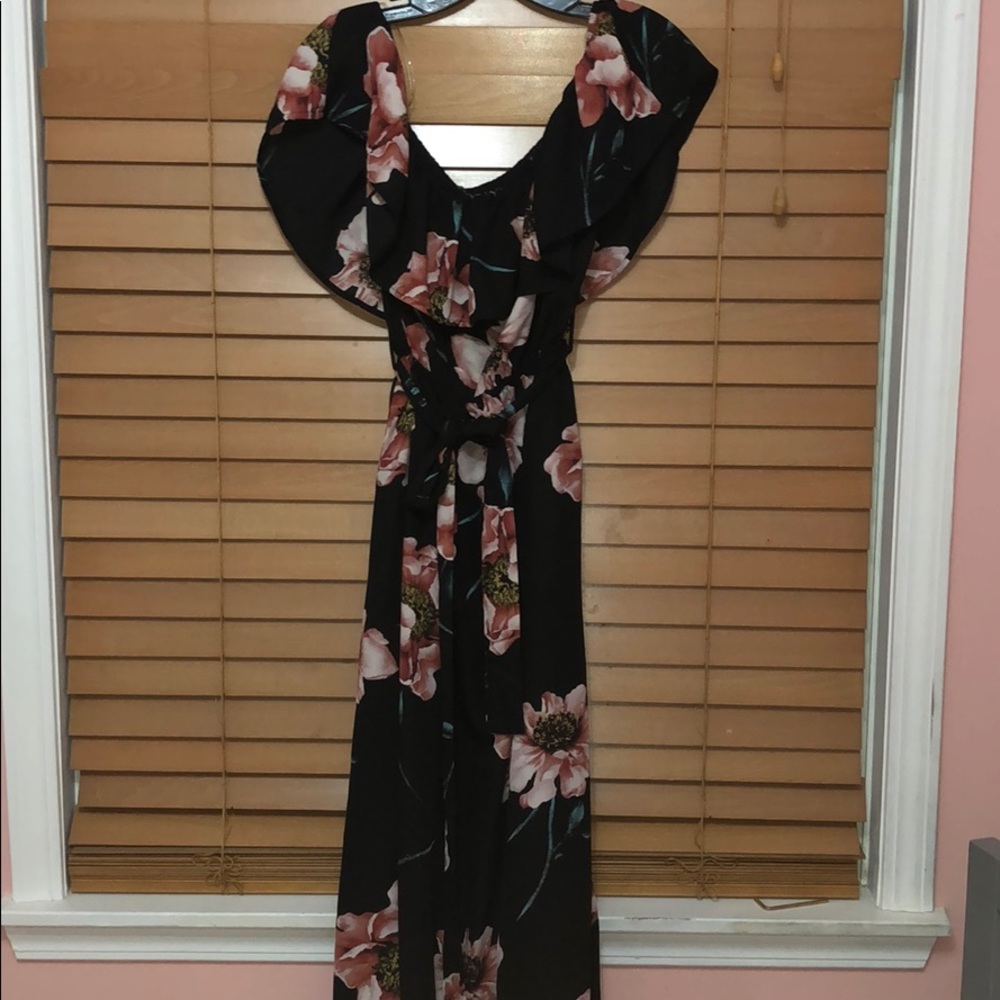 Maxi floral off the shoulder dress